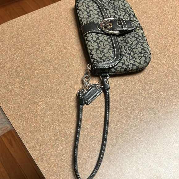 Coach Wristlet - Picture 2 of 12